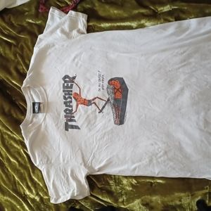Men's small Thrasher tee